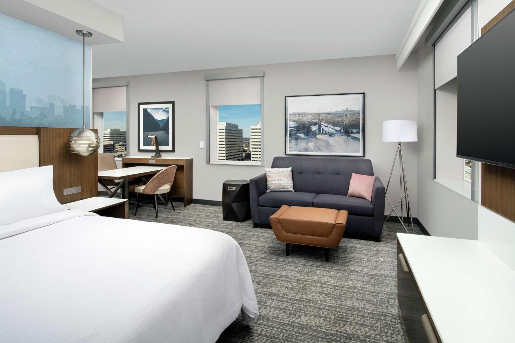 เอมบาสซี สวีท บาย ฮิลตัน น็อกซ์วิลล์ ดาวน์ทาวน์ Hotel ภายนอก รูปภาพ
